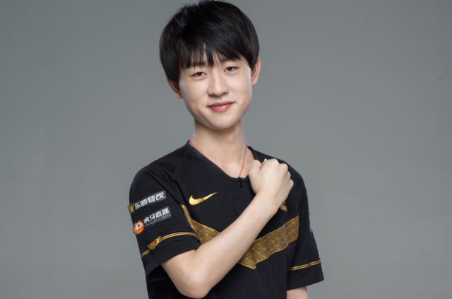 但在顶级俱 但在顶级俱